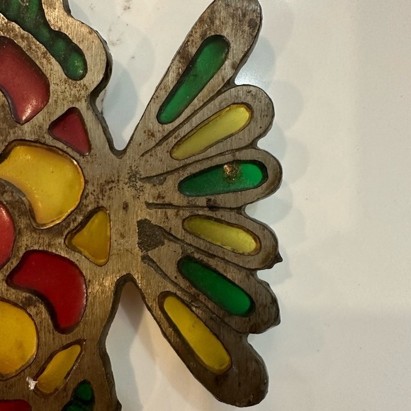 🎄Stained glass,  vintage, fish, trivet, kitchen, red, and yellow - Picture 3 of 5